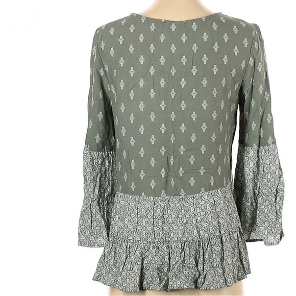 Olive green and white lace up boho peasant top size XS - Picture 3 of 6